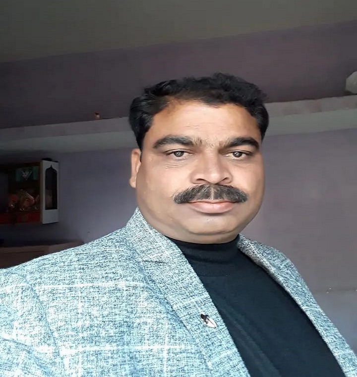 नीरज यादव